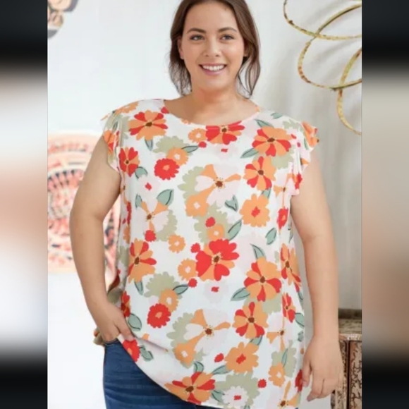 ♥️New floral Plus size top - Picture 4 of 9